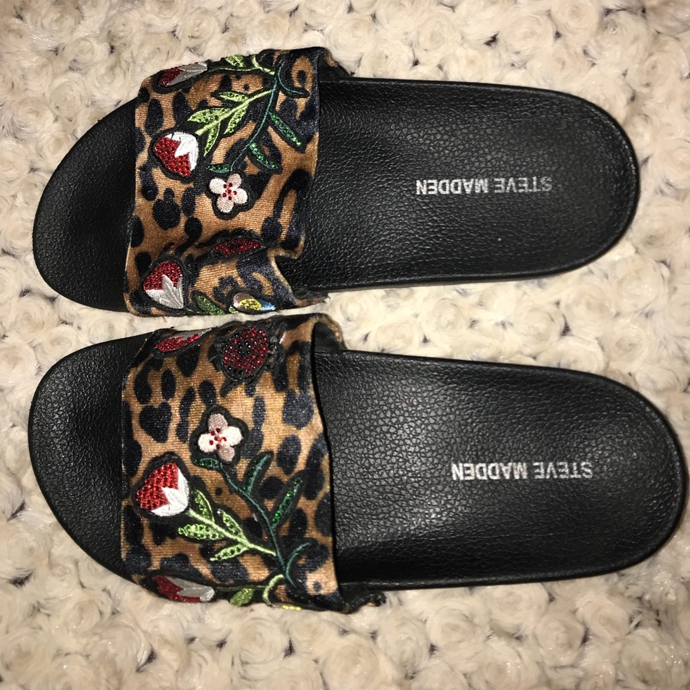 Steve Madden slides